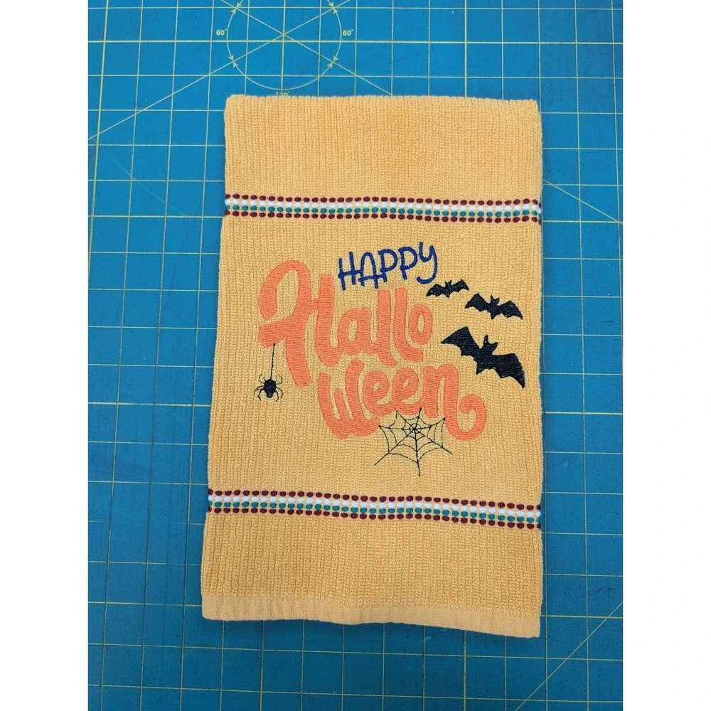 Happy Halloween Fall Thanksgiving Kitchen Bath Bar Hand Towel